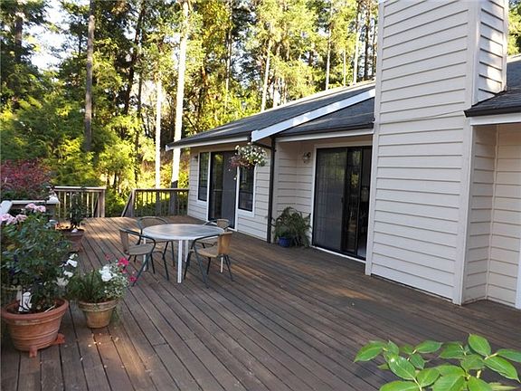 3rd image of 94 Gull Cove Ln