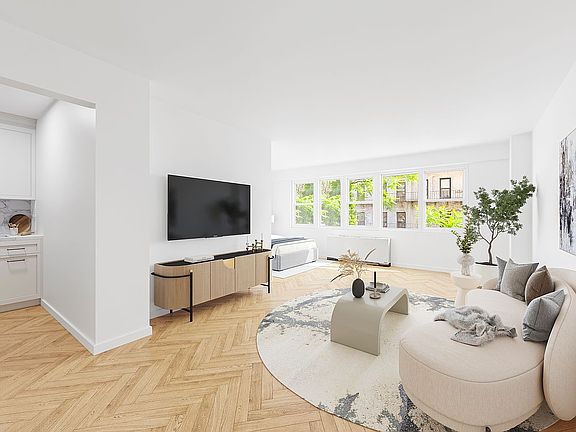 3rd image of 520 E 76th St APT 3A