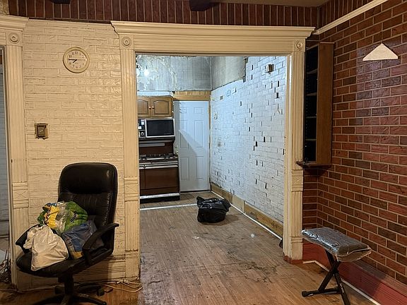 5th image of 7006 S East End Ave