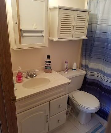 4th image of 1347 Cunat Ct APT 1D