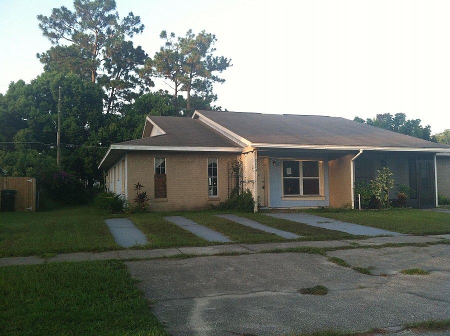 1st image of 8084 Parrot Dr