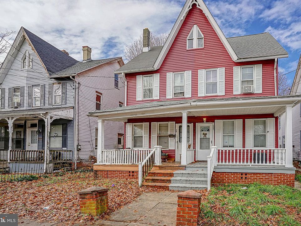 2nd image of 79 Walnut St