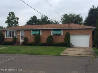 512 Powell St, Taylor, PA 18517