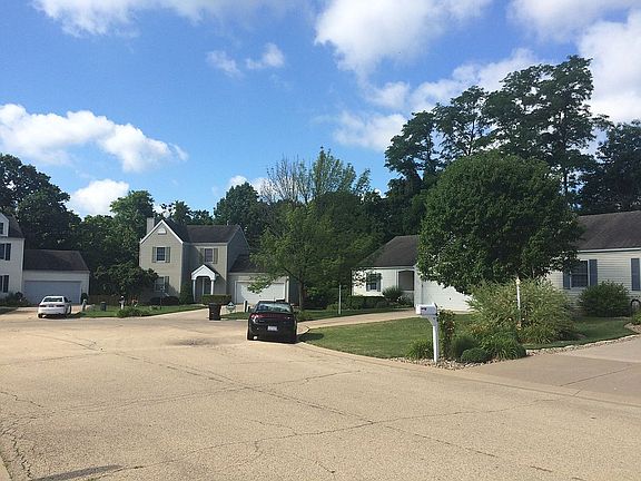 2nd image of 410 Circuit Ct