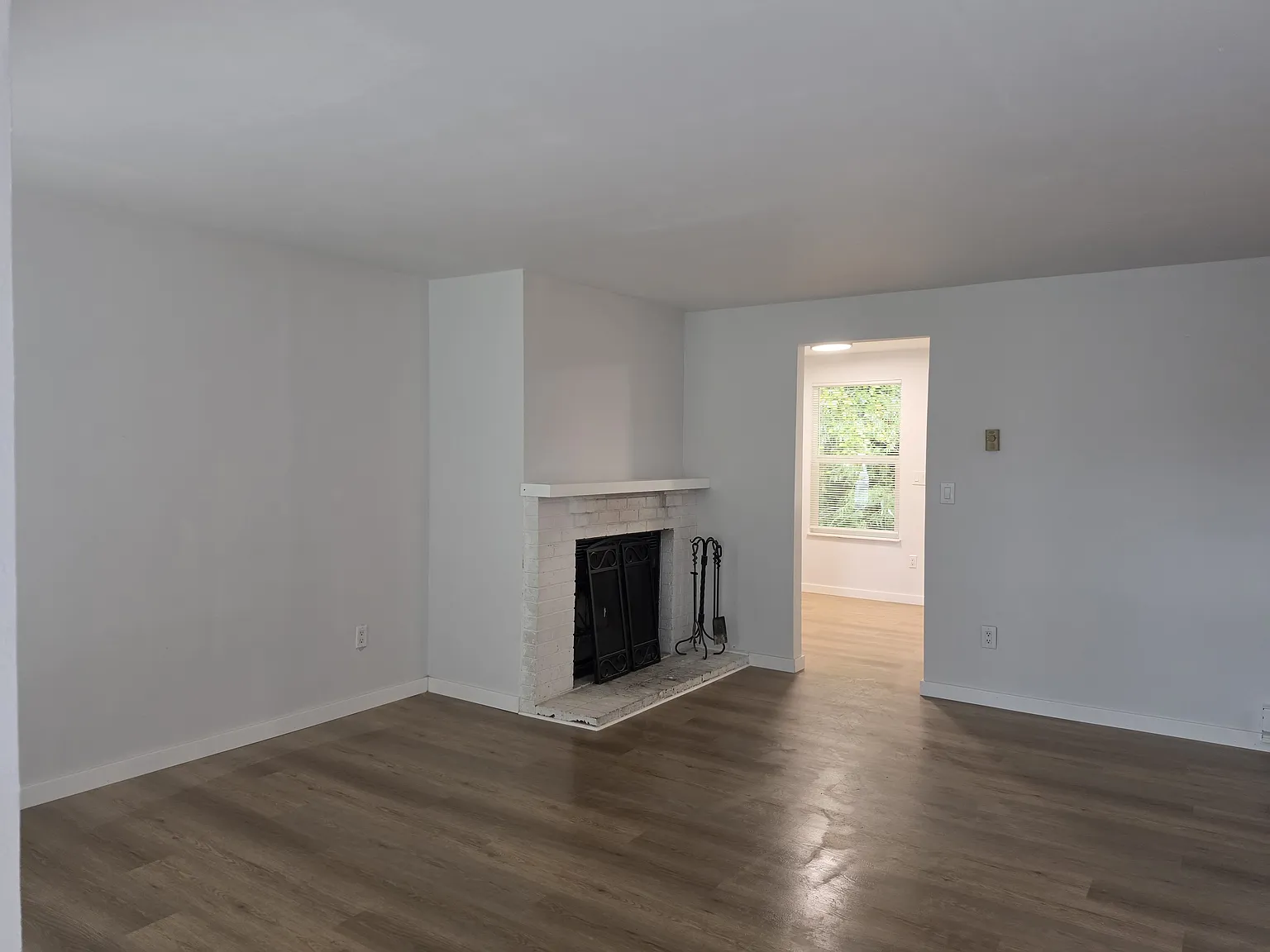 4 bed, 1550 sqft, $2,895 — Photo 3