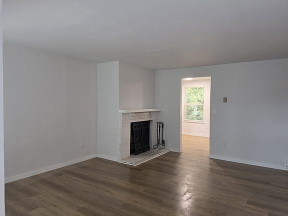 4th image of 12028 SE 220th Pl
