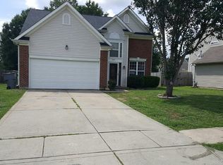 8815 Firestreak Dr, Charlotte, NC 28216