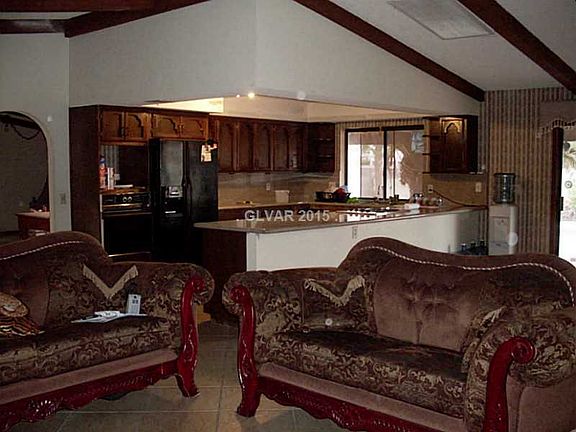 3rd image of 5840 Ponderosa Way