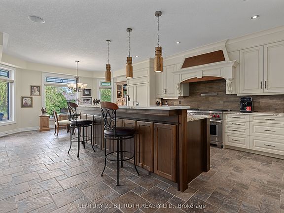 5th image of 75 Marine Dr