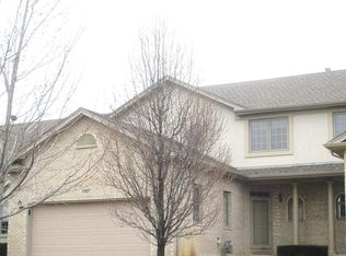 11037 Karen Dr, Orland Park, IL 60467
