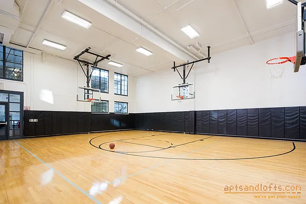 Rented by aptsandlofts.com | media 72