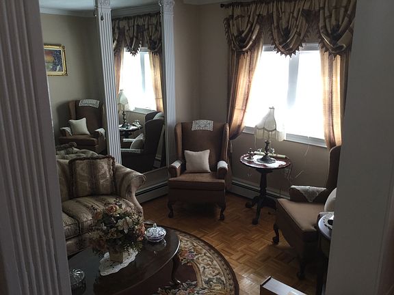 4th image of 125 Barton Ln