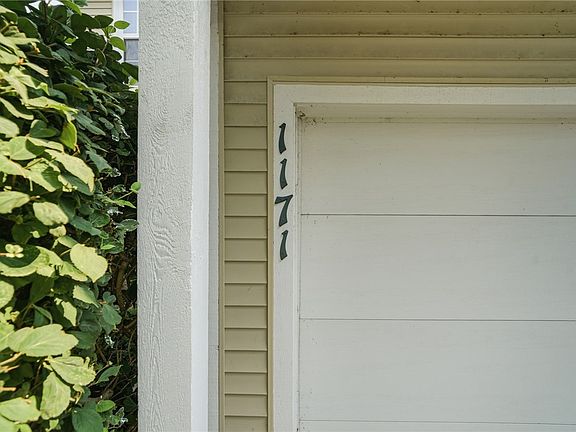 4th image of 1171 Waves Lndg