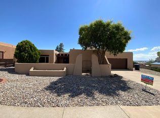 729 Parkside Dr NE, Albuquerque, NM 87123