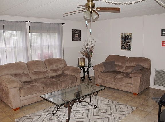 3rd image of 36 Fontein Ct