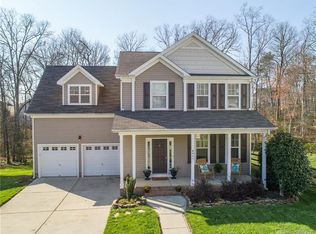 9411 Greenbank Ct, Charlotte, NC 28214