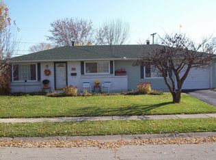 364 E Carpenter Dr, New Carlisle, OH