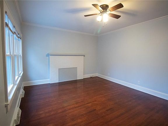 3rd image of 1414 Durham St