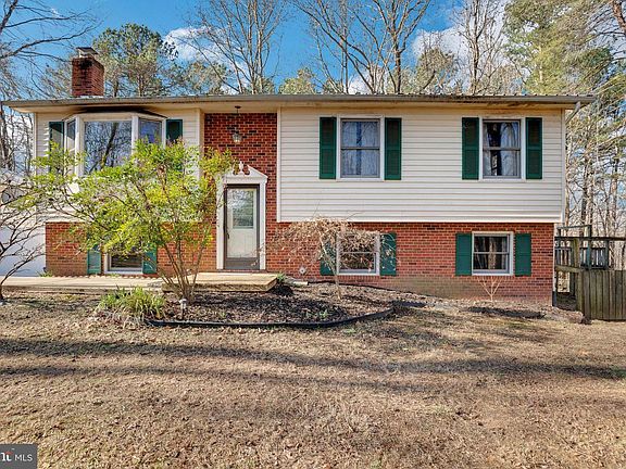 3rd image of 26241 Gardiner Ct