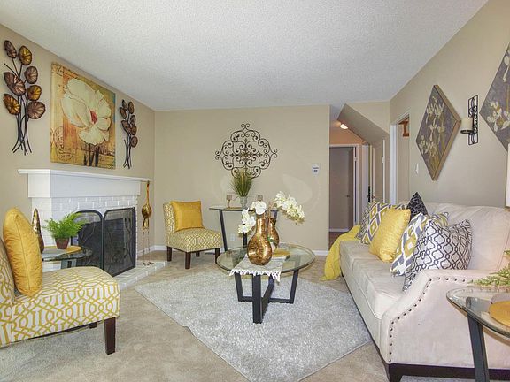2nd image of 1984 Limewood Dr