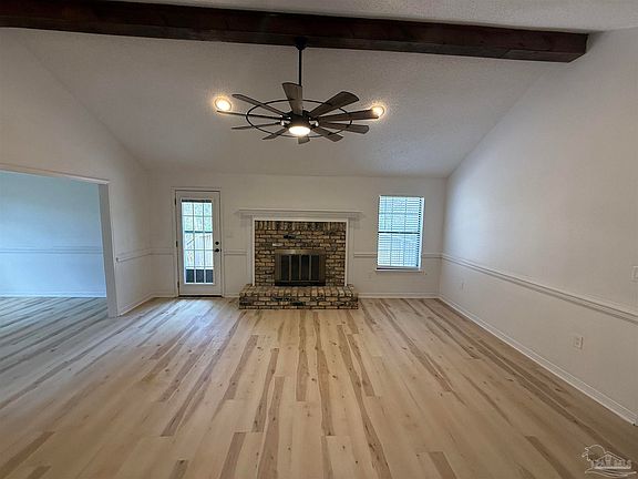 2nd image of 208 Elliott Rd