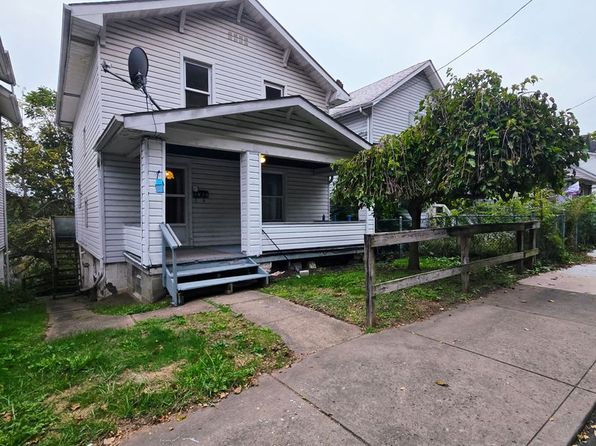 1715 Woodmont Ave