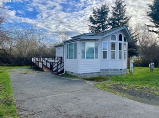 1 Pond Ln, Lakeside, OR 97449