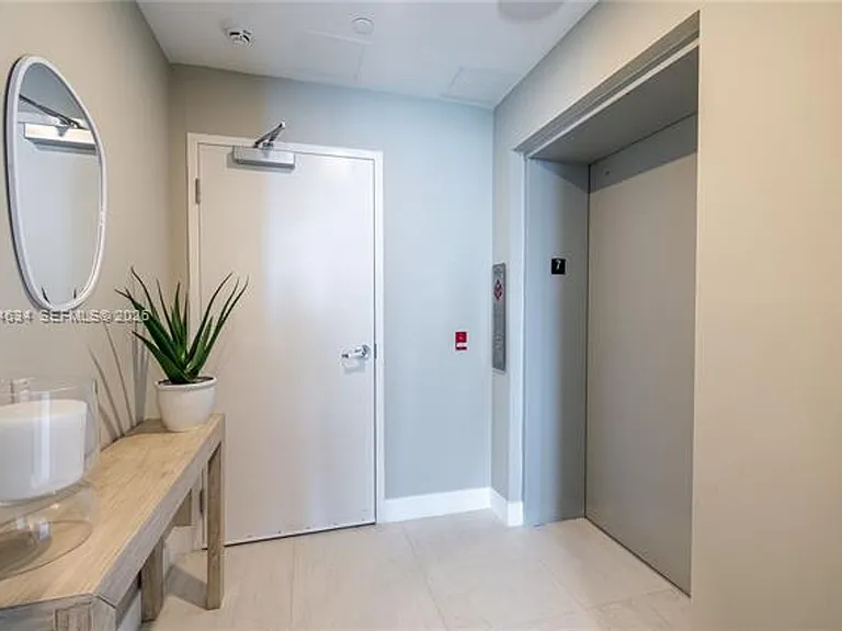 17550 Collins Ave #703 — Photo 38