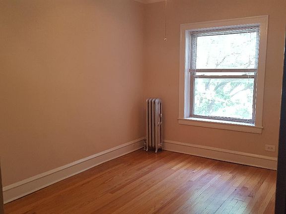 5th image of 41 South Blvd APT 2E