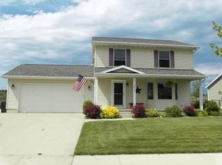 2312 Green Creek Rd, Cedar Falls, IA 50613