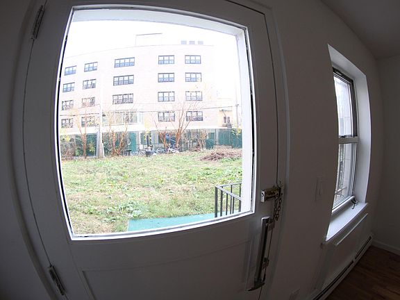 3rd image of 776-1B Union Ave #1
