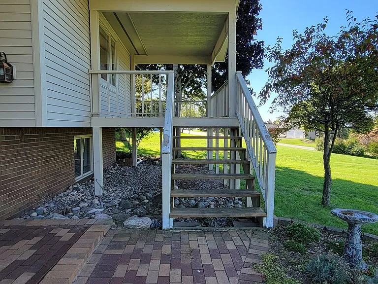 8892 Sunset W — Photo 10