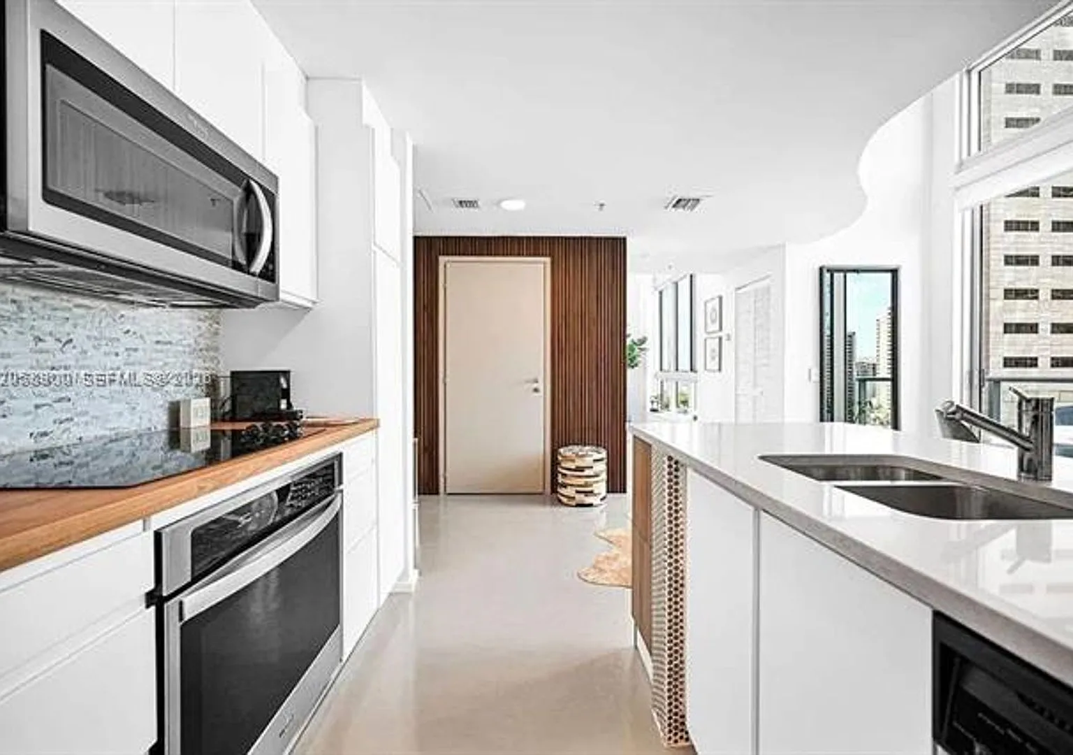300 S Biscayne Blvd cu-L-1232, Miami, FL 33131 — Photo 1