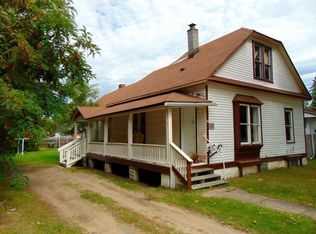 11 E Spirit Ave, Tomahawk, WI 54487