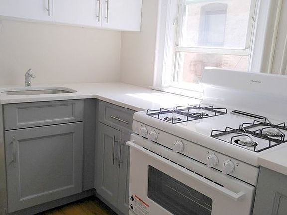 4th image of 428 Bleecker St #2A