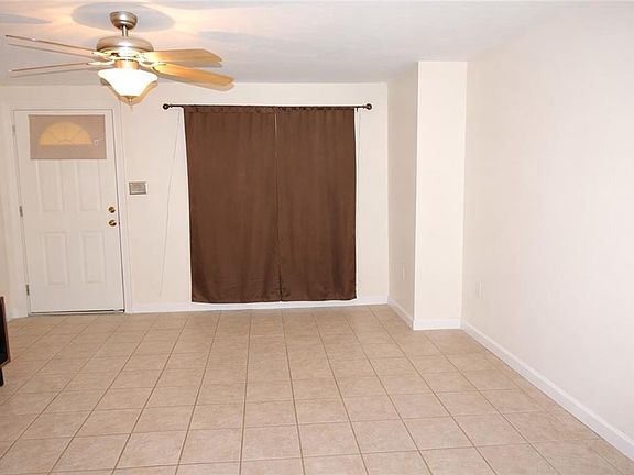 5th image of 20 Hurdis St APT 1