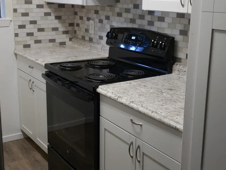 1907 W Loop #D — Photo 15