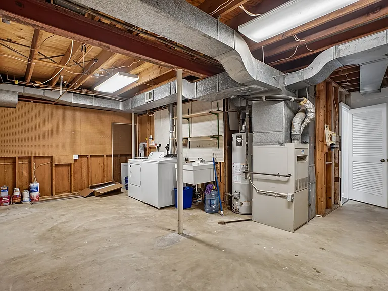 5128 Cliffhaven Dr — Photo 37