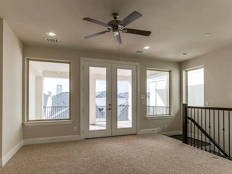 4009 Lillian St — Photo 20