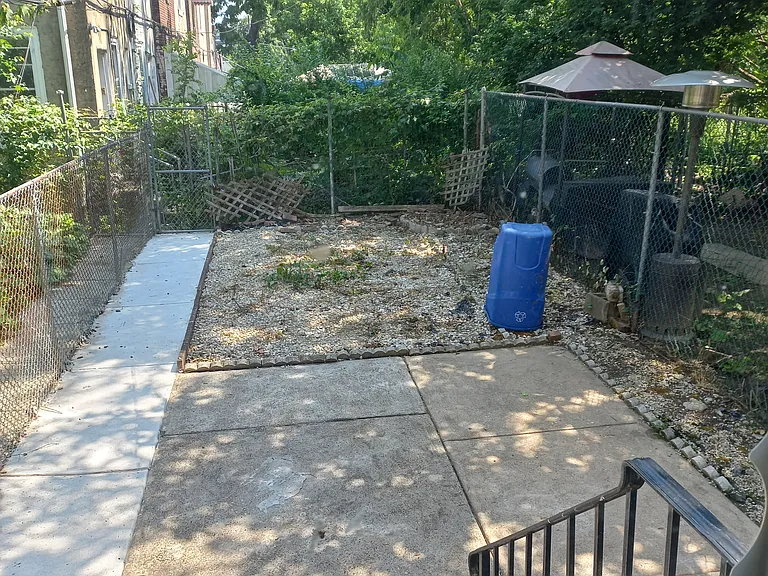 5629 Chew Ave — Photo 10