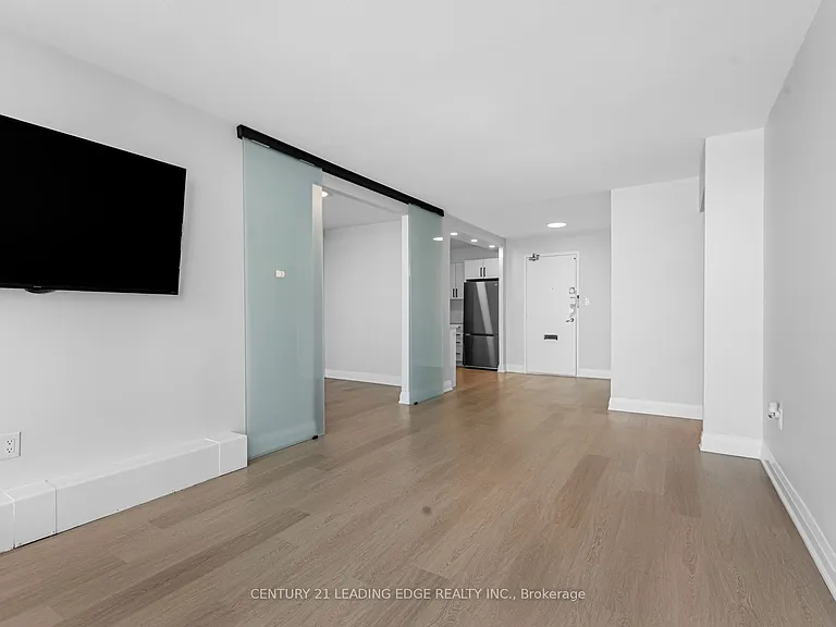 111 Ridelle Ave #1204 — Photo 11