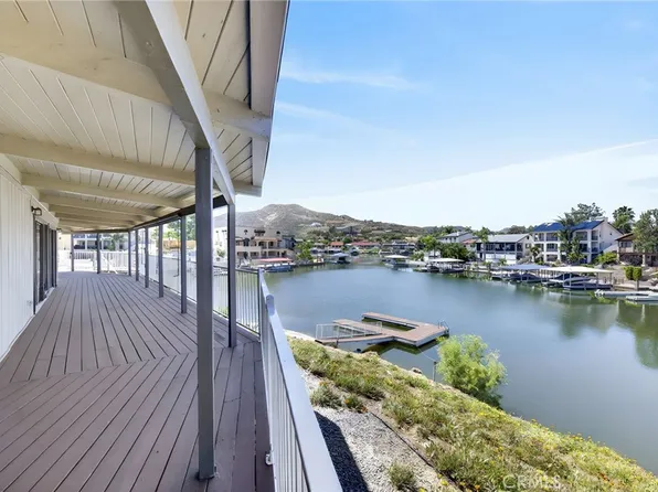 30199 Windward Dr, Canyon Lake, CA 92587