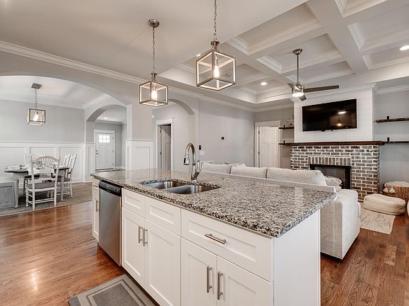 5th image of 5017 Waterstone Dr