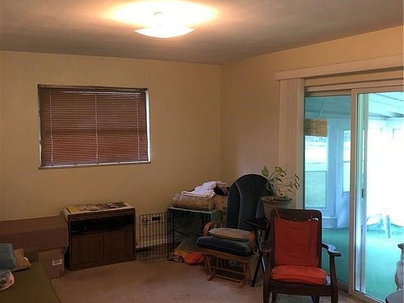 5th image of 2649 Churchland Ave