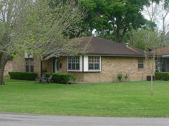 2nd image of 318 Gulf Dr