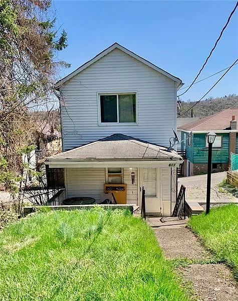 611 Conrad Ave photo 1