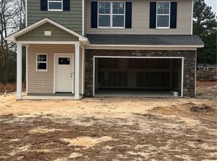 297 Nandina Dr, Raeford, NC 28376