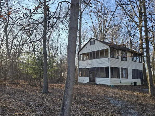 4493 Schoolhouse Rd, Batavia, OH 45103