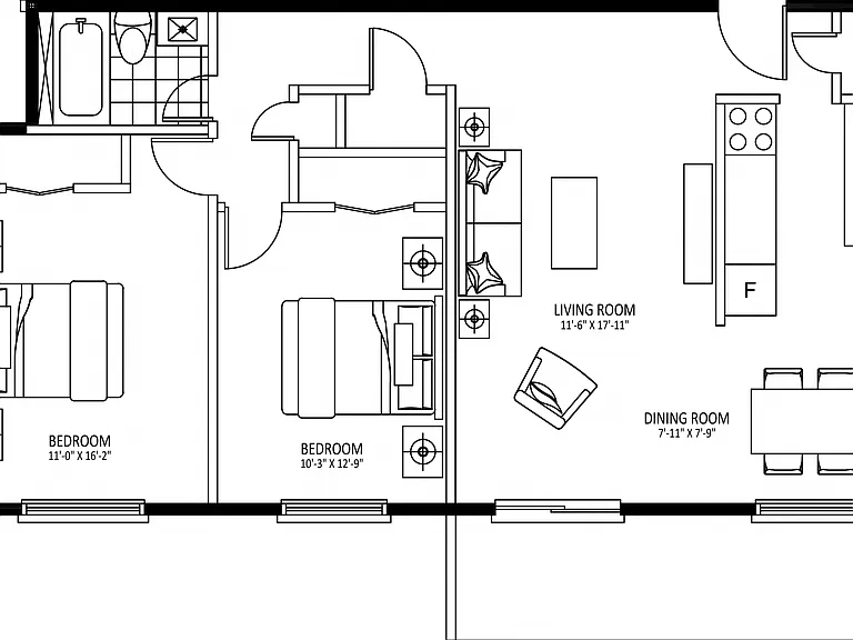 961 Wonderland Rd S — Photo 23