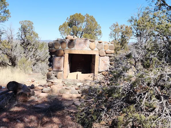 488 Juniper Wood, Ash Fork, AZ 86320
